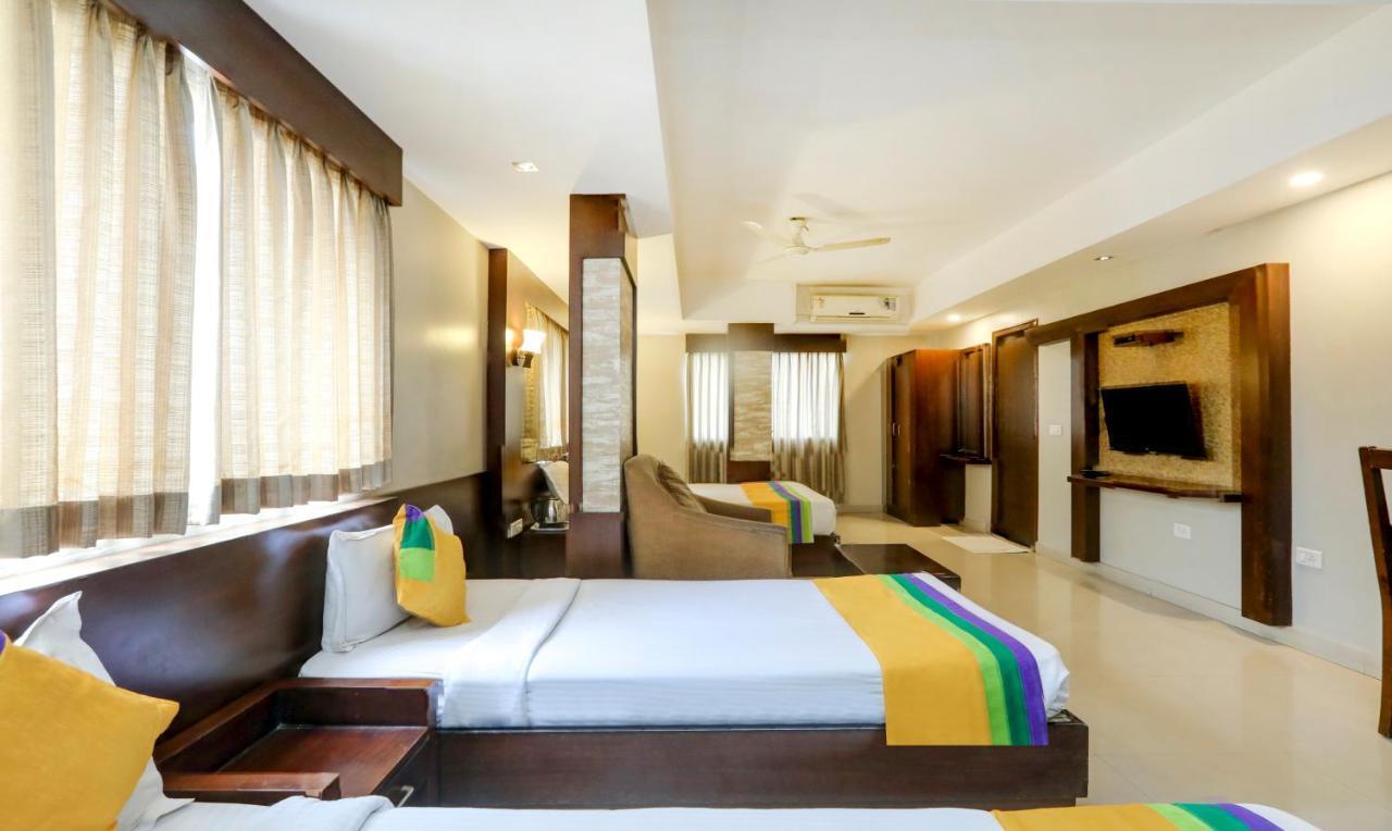 Itsy By Treebo - Greenwood Inn And Suites Near Mysore Palace Narasimharaja Puram Exteriör bild