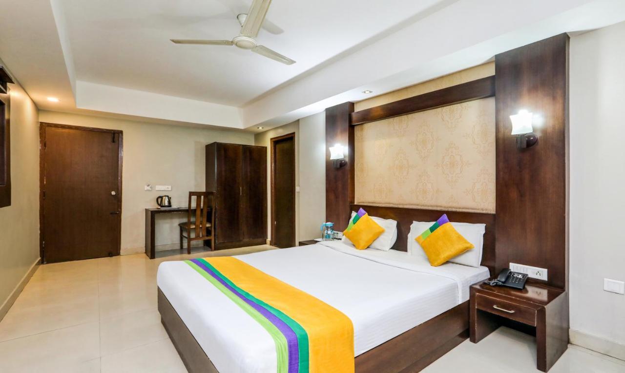 Itsy By Treebo - Greenwood Inn And Suites Near Mysore Palace Narasimharaja Puram Exteriör bild
