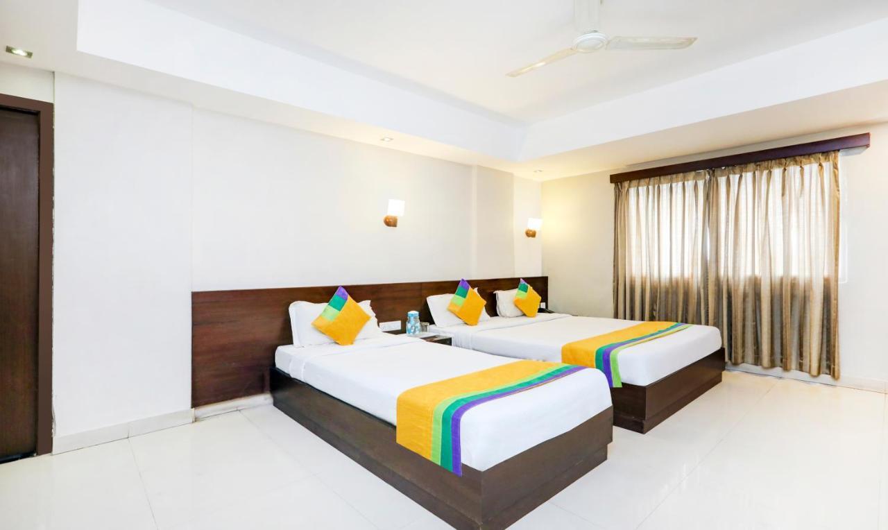 Itsy By Treebo - Greenwood Inn And Suites Near Mysore Palace Narasimharaja Puram Exteriör bild